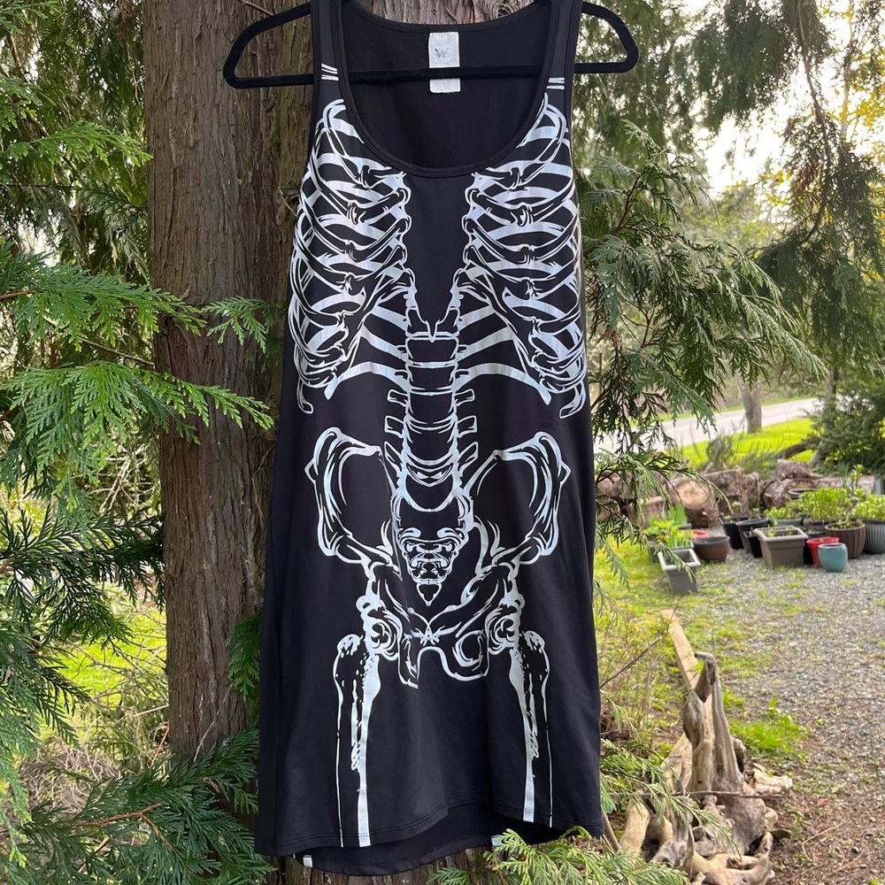 Spirit Halloween Skeleton Graphic Tank Dress Black / Reflective Chrome